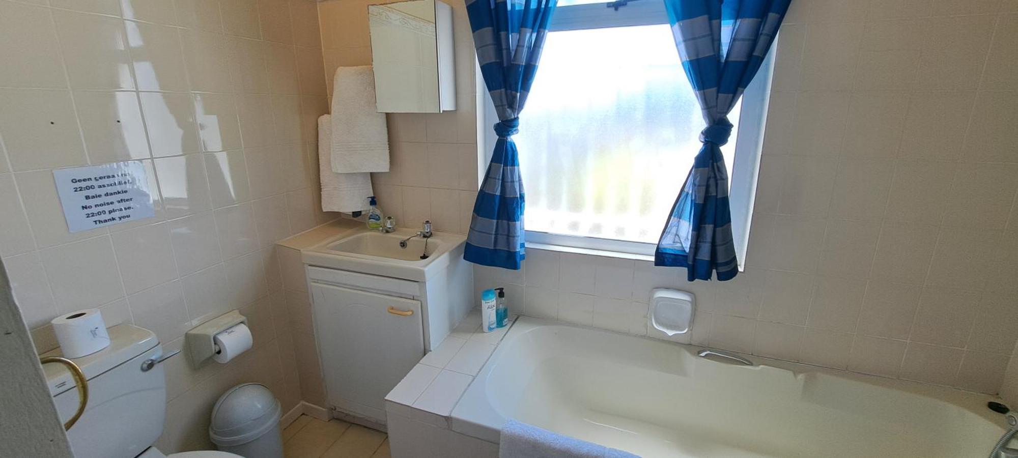 Raston Guest House Lambertʼs Bay 部屋 写真